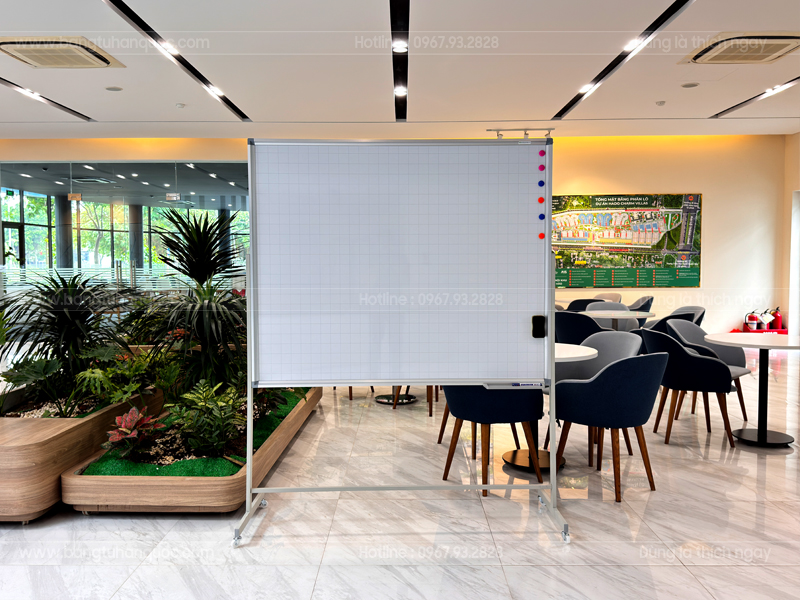 Bảng Từ Trắng Di Động – Viết Mượt, Xóa Sạch | Bảng Hoàng Gia