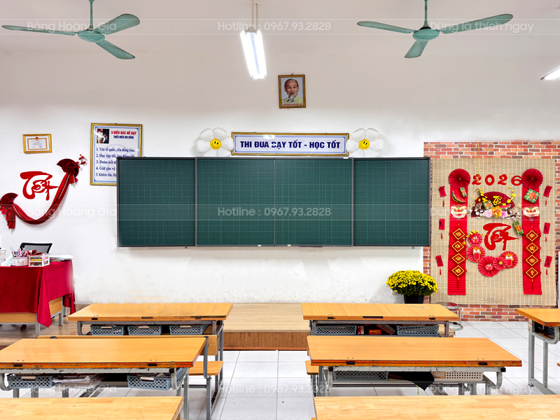 Bảng trượt ngang liền nguyên khối 4 cánh – chia nhiều vùng viết, dễ trình bày